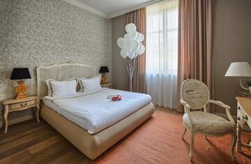 Фото номера Двухместный номер Делюкс с 1 кроватью Отель Midalidare Hotel &amp; Spa г. Mogilovo 2
