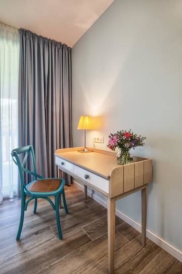 Фото номера Двухместный номер Делюкс с 1 кроватью Отель Midalidare Hotel &amp; Spa г. Mogilovo 11